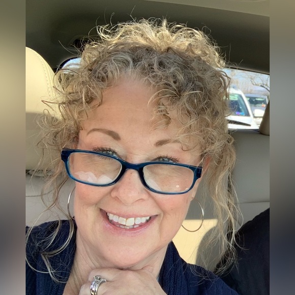 Meet your Posher, Gabrielle - Picture 9 of 10